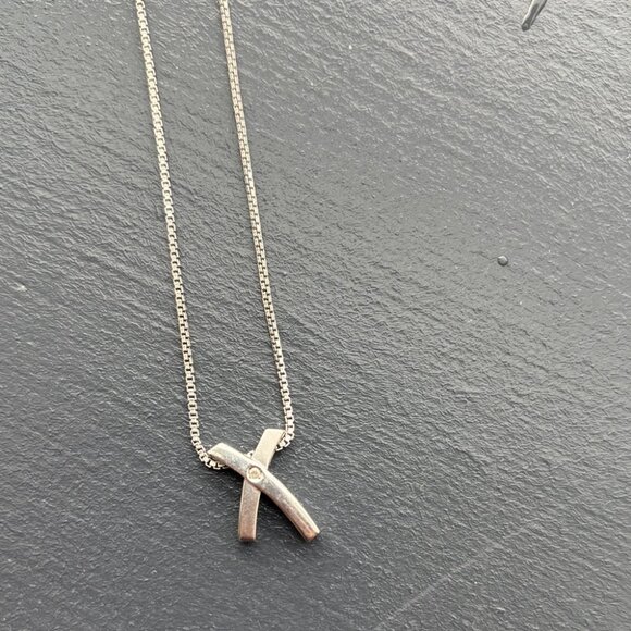 Vintage Cross Pendant Necklace Sterling Silver .925 with 16-18" Box Link Chain - Picture 2 of 7